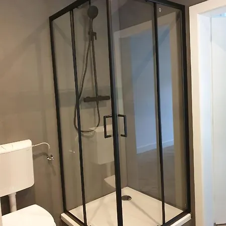 Апартаменты Waldvilla Бад Кляйнкирххайм